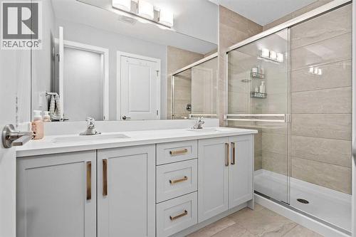 3304 2 Street Ne, Calgary, AB 