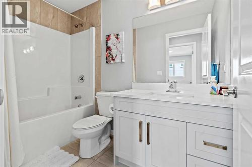 3304 2 Street Ne, Calgary, AB 
