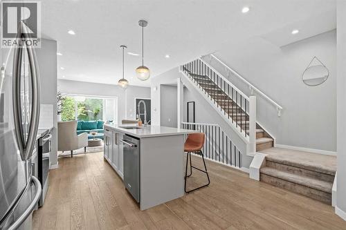 3304 2 Street Ne, Calgary, AB 