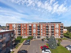 301-7050 27e Avenue Montréal (Saint-Léonard), QC H1S 0A1