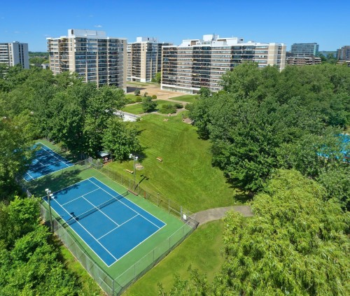 Autre - 111C-2525 Av. Du Havre-Des-Îles, Laval (Chomedey), QC 