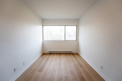 Chambre à coucher - 111C-2525 Av. Du Havre-Des-Îles, Laval (Chomedey), QC 