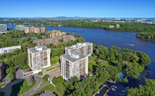 Photo aérienne - 608B-2525 Av. Du Havre-Des-Îles, Laval (Chomedey), QC 