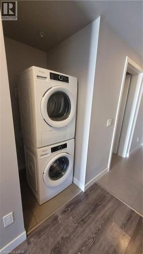 308 LESTER Street Unit# 402 , Waterloo, Ontario N2L 3W6 5