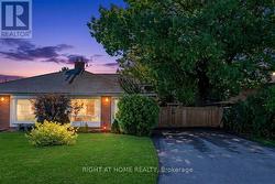 46 ALOMA CRESCENT  Brampton, ON L6T 2P1