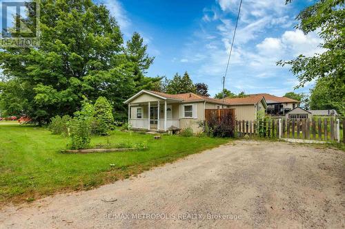 856 CENTRAL AVENUE , Innisfil, Ontario L9S 1Y8 2