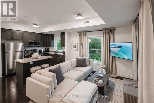 2A - 6884 14Th Avenue, Markham (Box Grove), ON 