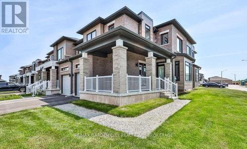 41 BENTGRASS DRIVE  Welland (Hwy 406/Welland), ON L3B 0H4