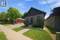 162 GRAND RIVER Avenue  Brantford, ON N3T 4X6