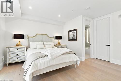 112 King Street E Unit# Ph5, Hamilton, ON 