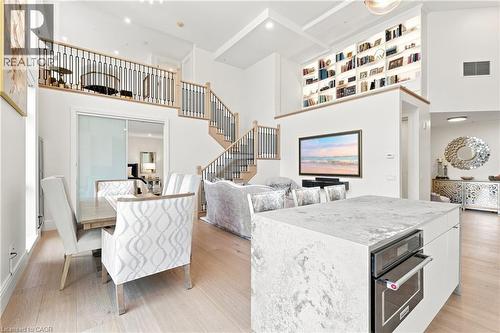 112 King Street E Unit# Ph5, Hamilton, ON 