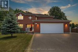 272 FRIARHILL CRESCENT  Kingston (East Gardiners Rd), ON K7M 8P4