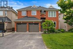 11 BRACEWOOD WAY Ottawa, ON K2J 4Y3