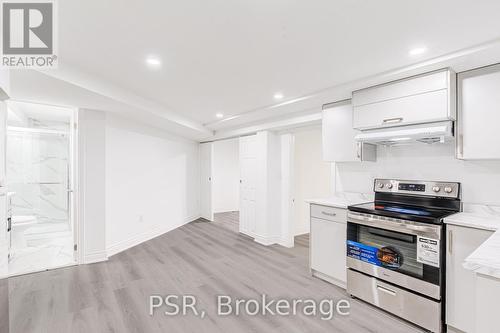 LOWER - 24 SKELMORE CRESCENT , Toronto, Ontario M3A 2G8 5