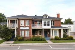 3978 Rue de la Fabrique  Saguenay (Jonquière), QC G7X 3N2