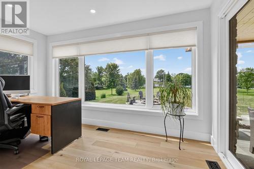 2710 River Road, Ottawa, ON 