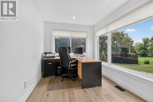 2710 River Road, Ottawa, ON 