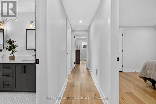 2710 River Road, Ottawa, ON 