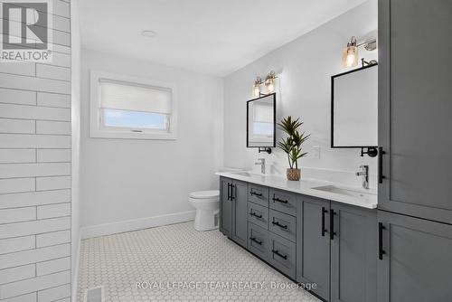 2710 River Road, Ottawa, ON 