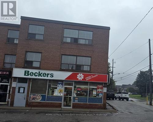 3 - 2827 WESTON ROAD , Toronto, Ontario M9M 2S1 2