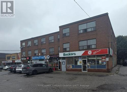 3 - 2827 WESTON ROAD , Toronto, Ontario M9M 2S1 3