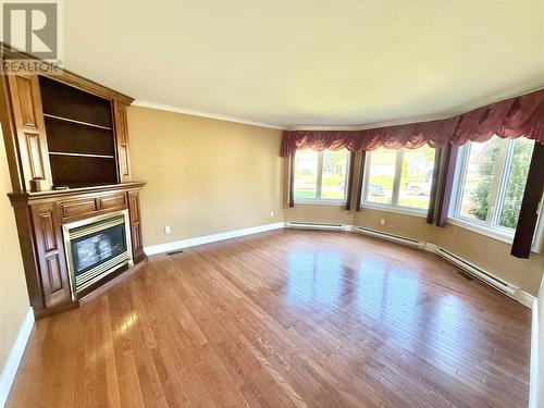 8 Harmsworth Drive, Grand Falls-Windsor, NL 