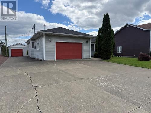 8 Harmsworth Drive, Grand Falls-Windsor, NL 