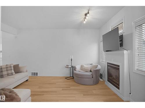 #53 13825 155 Av Nw, Edmonton, AB 