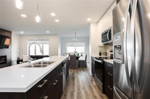66 Cornerstone Heights, Winnipeg, MB 