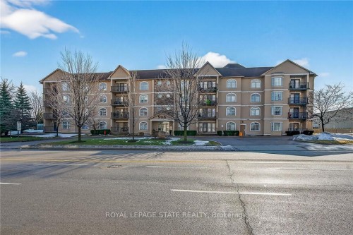 308-908 Mohawk Road E, Hamilton, ON 