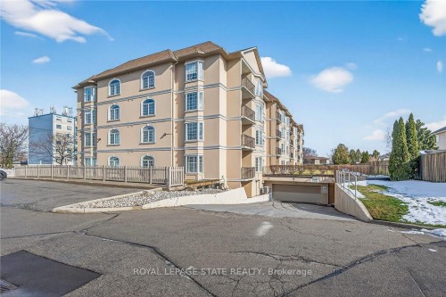 308-908 Mohawk Road E, Hamilton, ON 