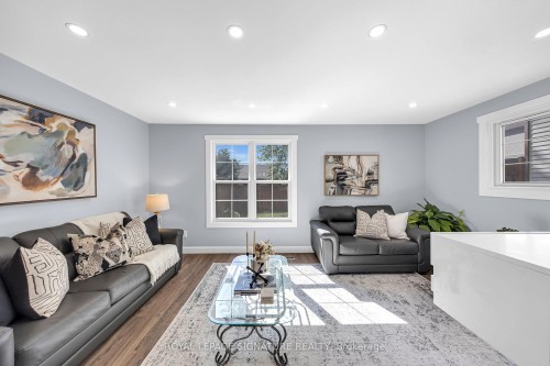 53 Banner Crescent, Ajax, ON 