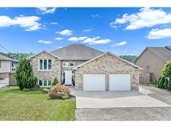8401 MIDDLE Sideroad Amherstburg, ON N0R 1J0