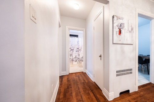 Hall d'entrée/Vestibule - 102-1270 Ch. Regent, Mont-Royal, QC 