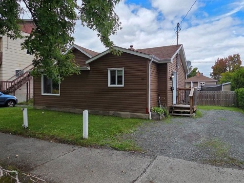 295 Rue Lauzon  Rouyn-Noranda, QC J9X 3T8