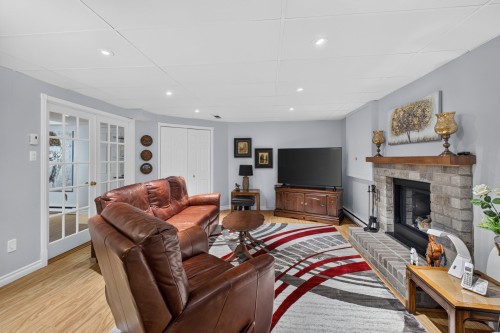 Family Room - 1673  - 1675 Boul. De Portland, Sherbrooke (Les Nations), QC 