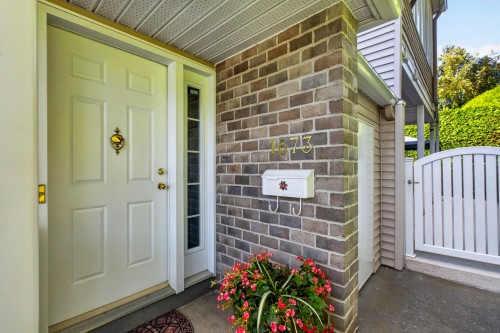 Entry - 1673  - 1675 Boul. De Portland, Sherbrooke (Les Nations), QC 