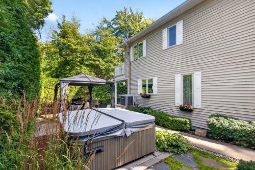 Spa - 1673  - 1675 Boul. De Portland, Sherbrooke (Les Nations), QC 