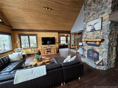 52 Shamrock Valley, Big River, NB 