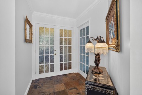 Mud Room - 1673Z  - 1675Z Boul. De Portland, Sherbrooke (Les Nations), QC 