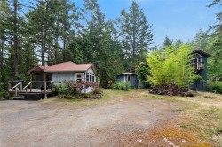3319 Decourcy Dr Nanaimo, BC V9G 1E4