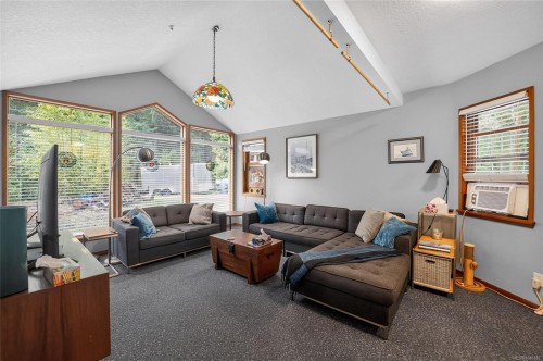 3319 Decourcy Dr, Nanaimo, BC 