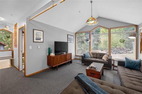 3319 Decourcy Dr, Nanaimo, BC 