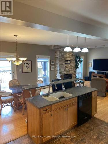 MAIN - 40 PROSPECT STREET , Clarington (Bowmanville), Ontario L1C 3H1 3