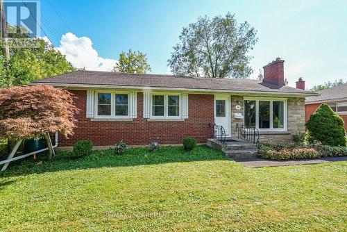 16 BYRNE BOULEVARD  St. Catharines, ON L2T 2H7