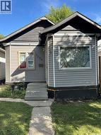 1228 G AVENUE N  Saskatoon, SK S7L 2A4