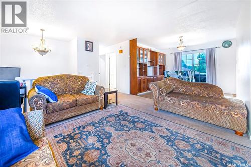 823 Northumberland Avenue, Saskatoon, SK 