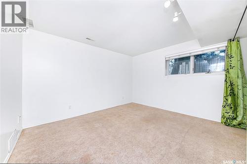 823 Northumberland Avenue, Saskatoon, SK 