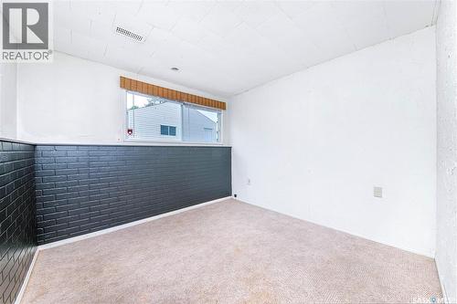 823 Northumberland Avenue, Saskatoon, SK 