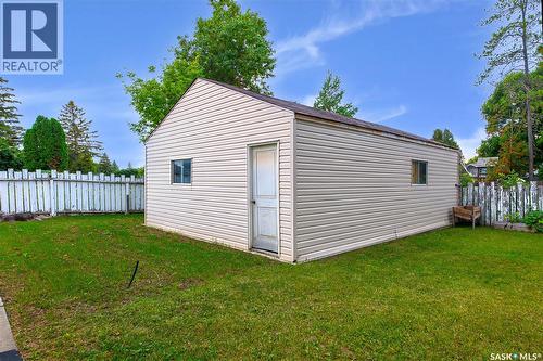 823 Northumberland Avenue, Saskatoon, SK 